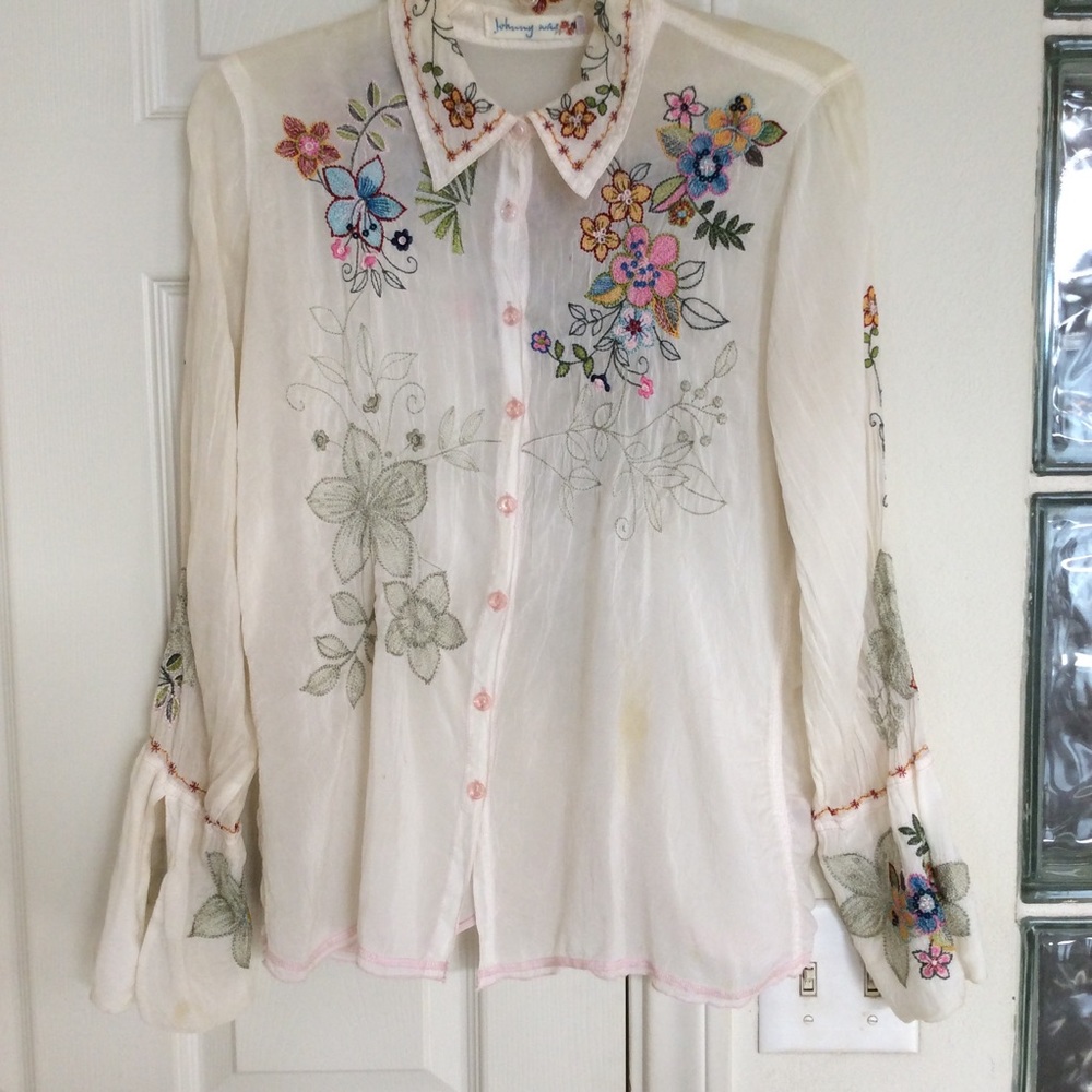 Three piece Magnificent Romantic Luxury!